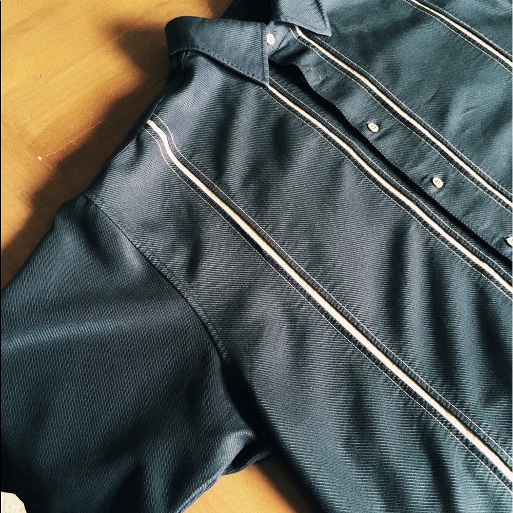 CUBAVERA NAVY BLUE, STRIPPED BUTTON-DOWN